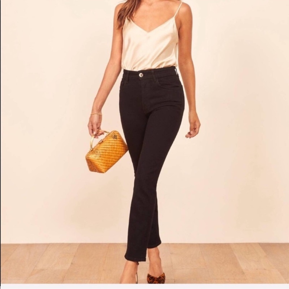 Reformation‎ Emilia Crop Jeans in Black Size: 29